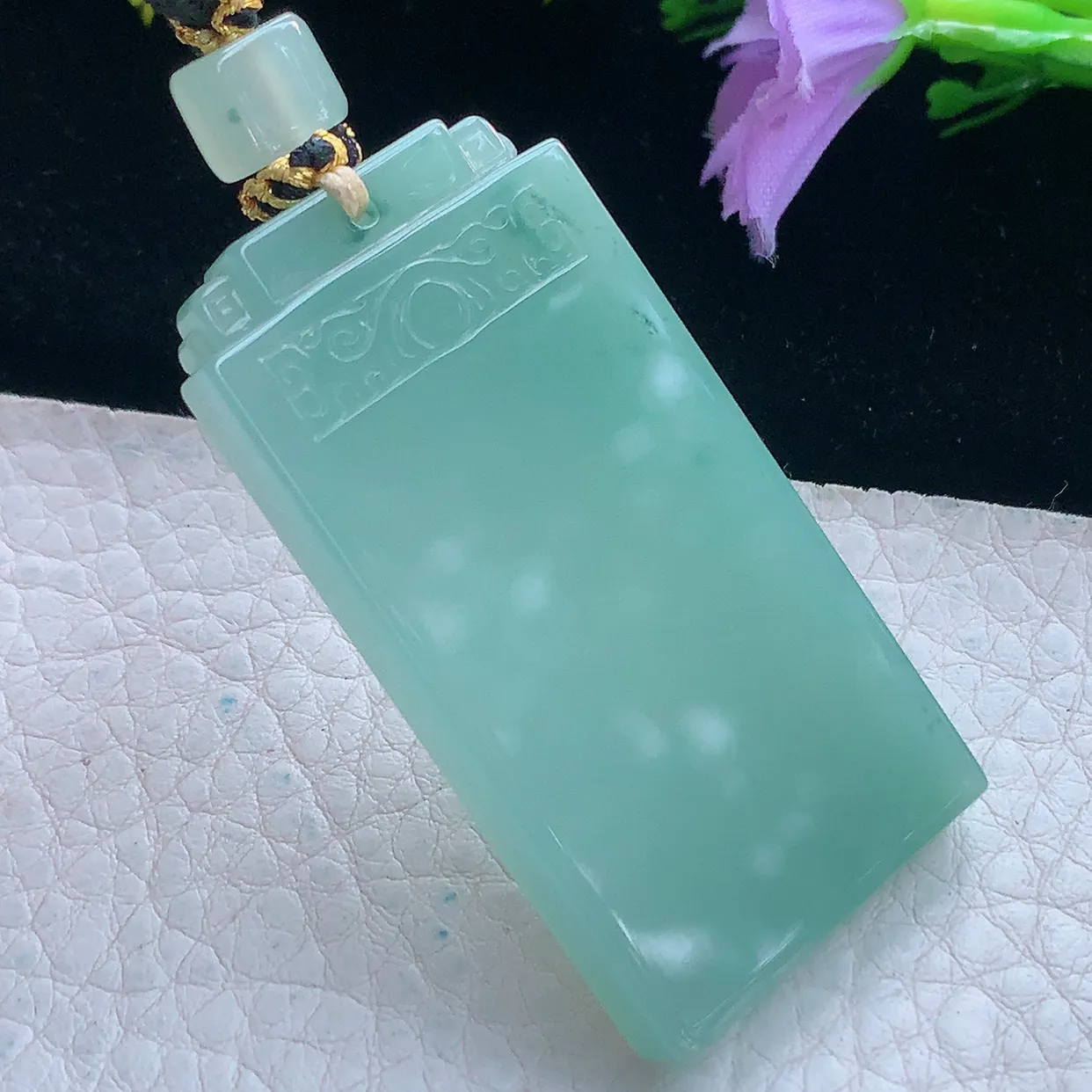 yl实拍49.6*26*5.8缅甸翡翠冰透水绿平安无事牌吊坠 经典素面仿古雕花无字牌项坠