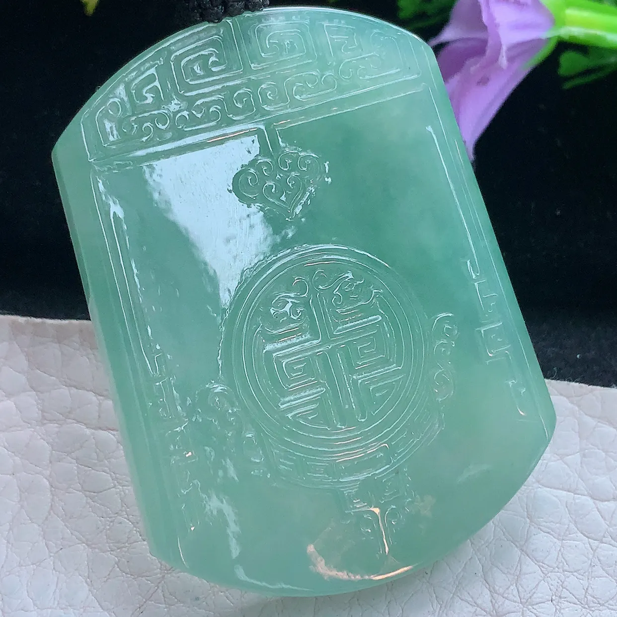 yl实拍52.8*40.2*5.6缅甸翡翠冰睛水仿古牌福临门吊坠，吉祥项坠雕花无事牌