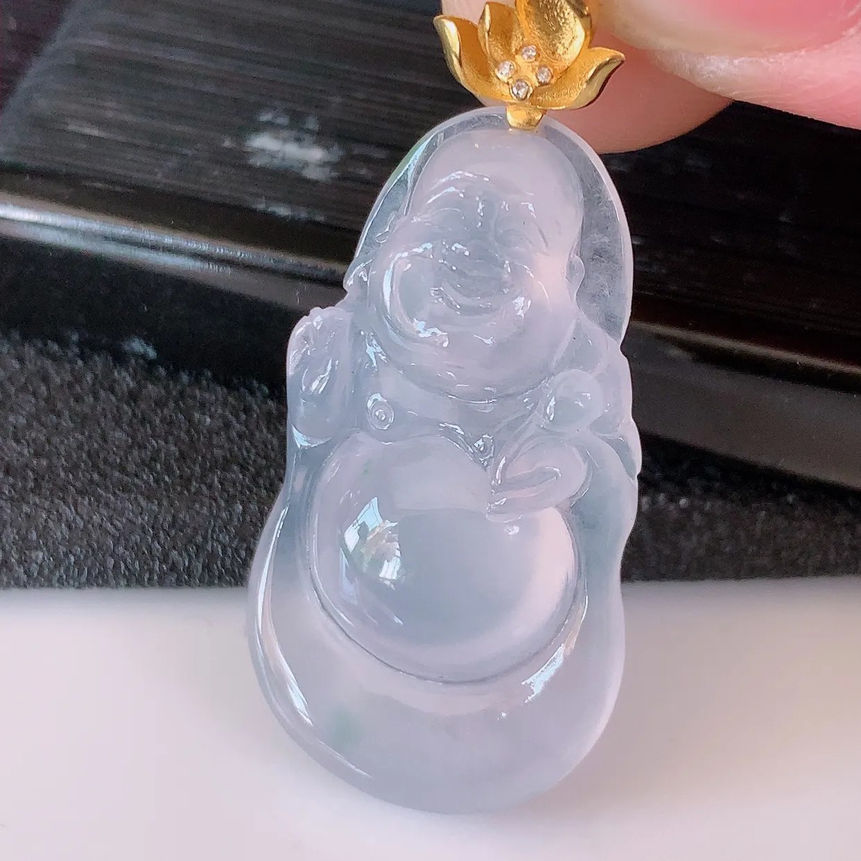 18K金镶嵌冰种翡翠逍遥布袋佛吊坠，代代有钱，水足丰盈，盈满欢喜，配戴送礼佳品！#1.7整体37裸石30*16.5*5.8