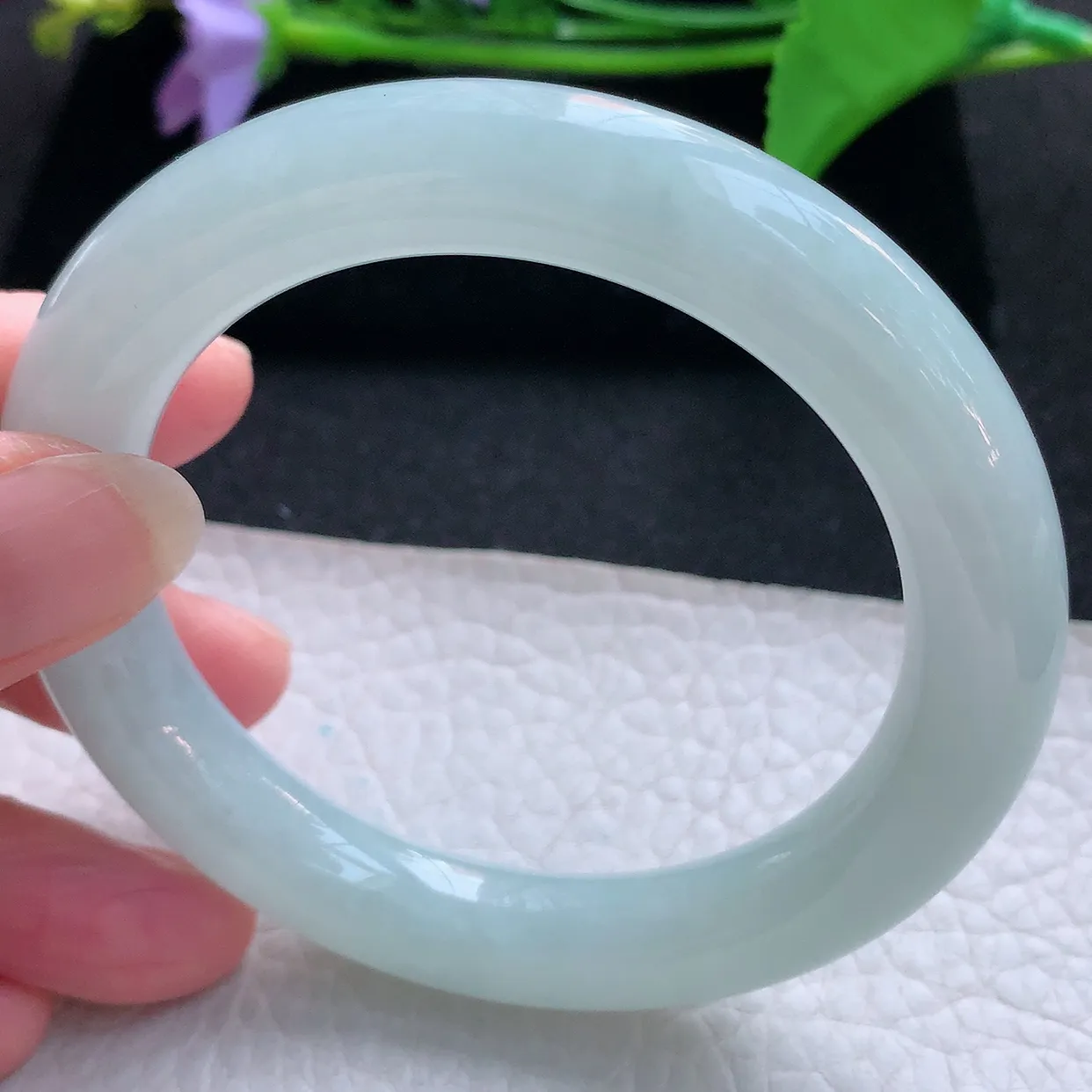 xc实拍57*10.5美人镯 天然缅甸翡翠玉手镯纯美水润圆条玉手环