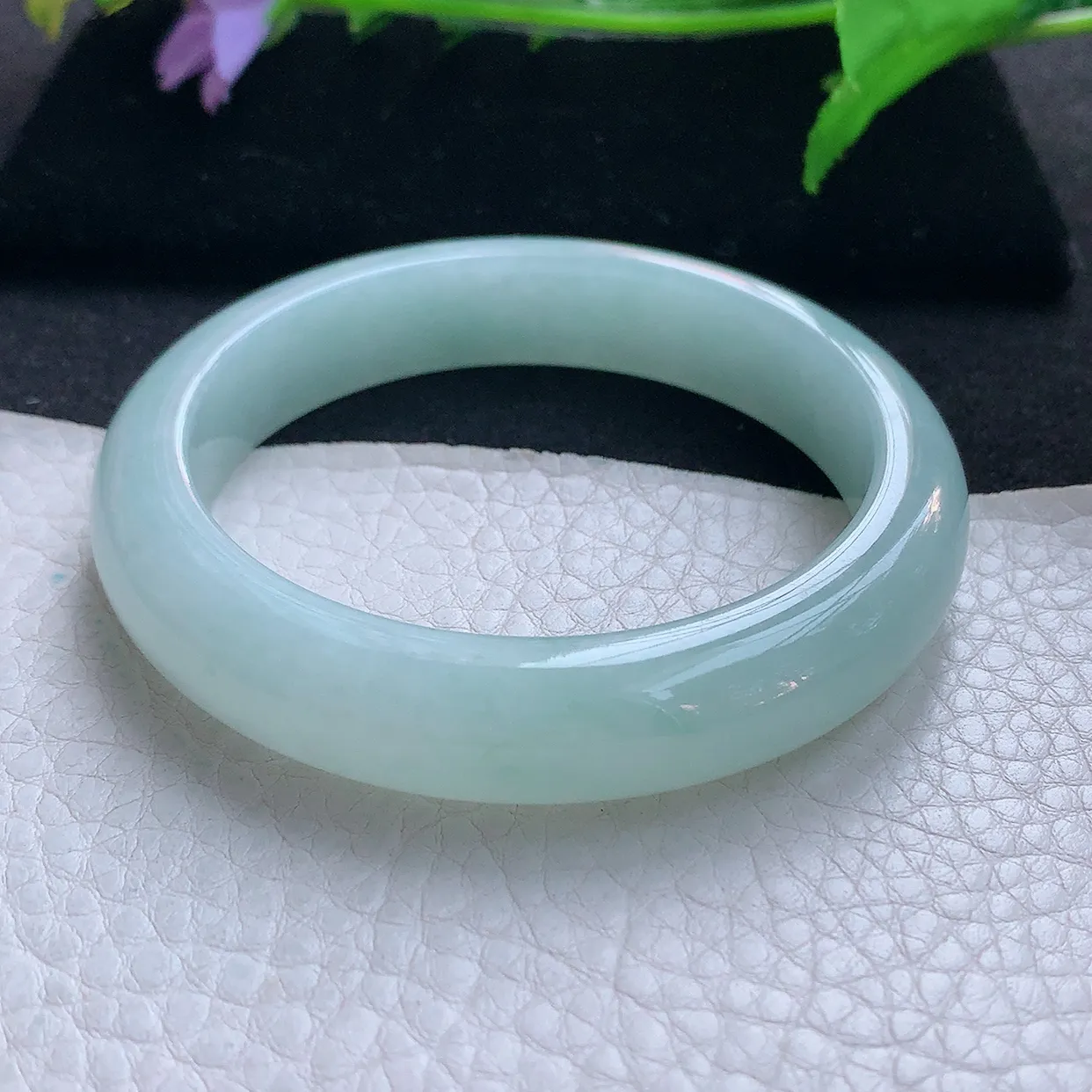 xc实拍55.5*12.2*8.5来安镯 天然缅甸翡翠玉手镯浅绿水润宽边玉手环