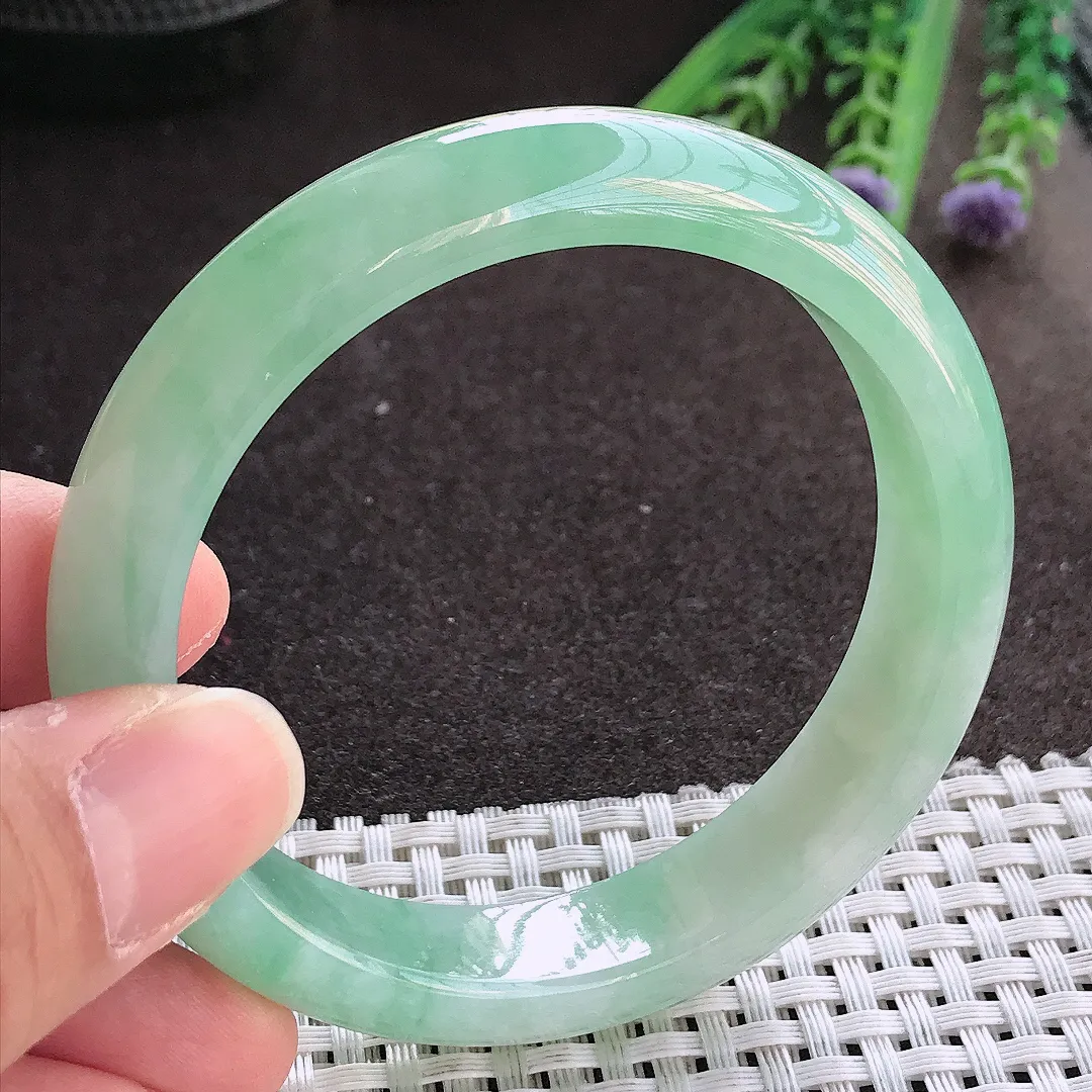 实拍翡翠A货57/12.9/8.2老坑冰胶果冻冰晴满绿手镯翡翠玉镯女款百搭