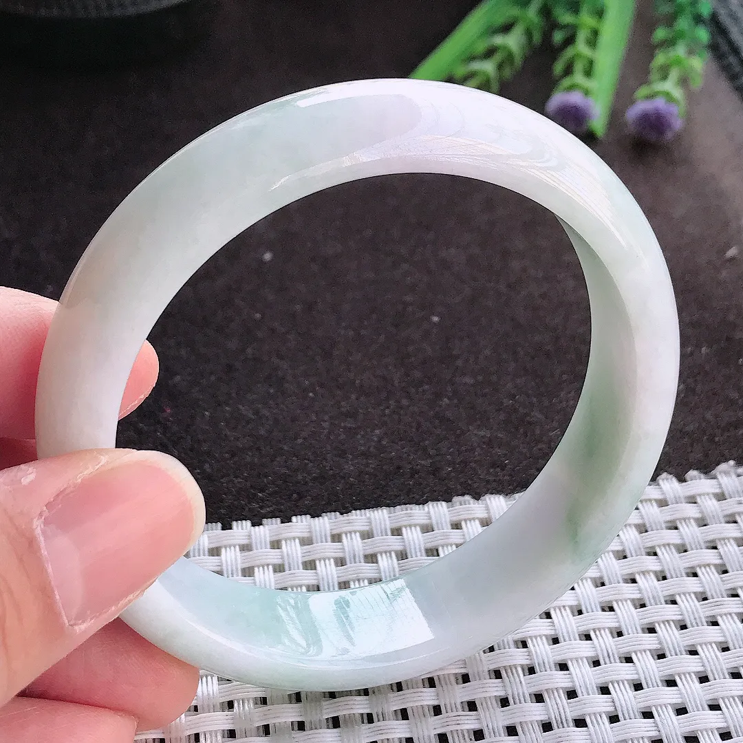 实拍翡翠A货59/15/7.6老坑秀气温润飘花手镯翡翠玉镯女款百搭