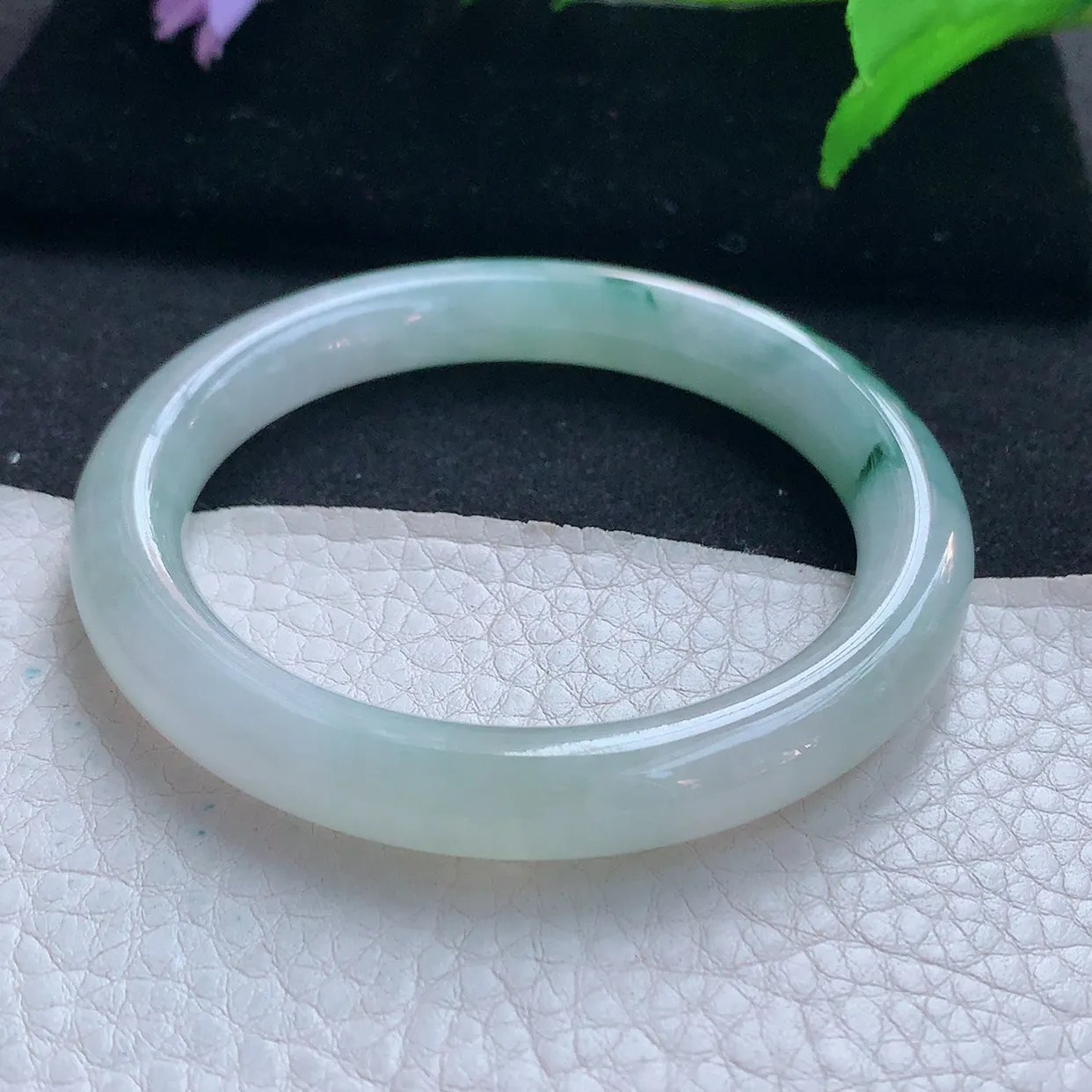 ee实拍53.8*9美人镯 天然缅甸翡翠玉手镯冰飘花圆条玉手环 叮当镯