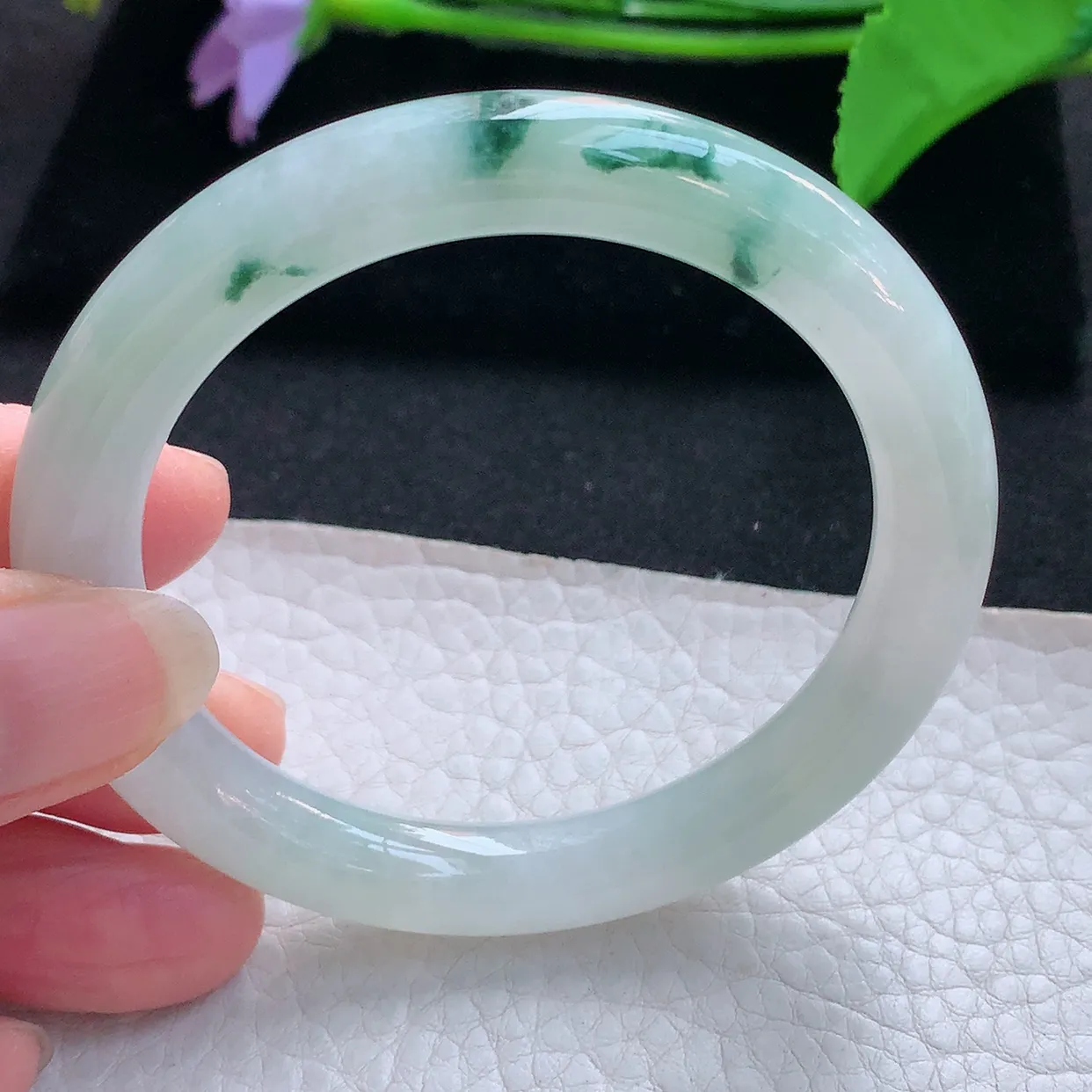 ee实拍53.8*9美人镯 天然缅甸翡翠玉手镯冰飘花圆条玉手环 叮当镯