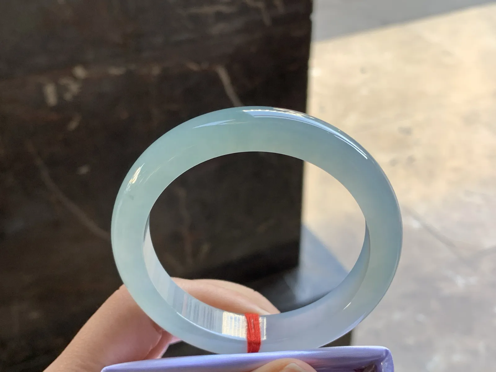 56-12.2-8.7

冰蓝手镯^_^水润冰透