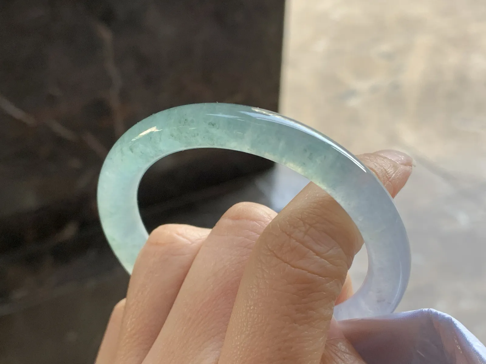 50-8.3

冰蓝圆条手镯^_^冰透 清新