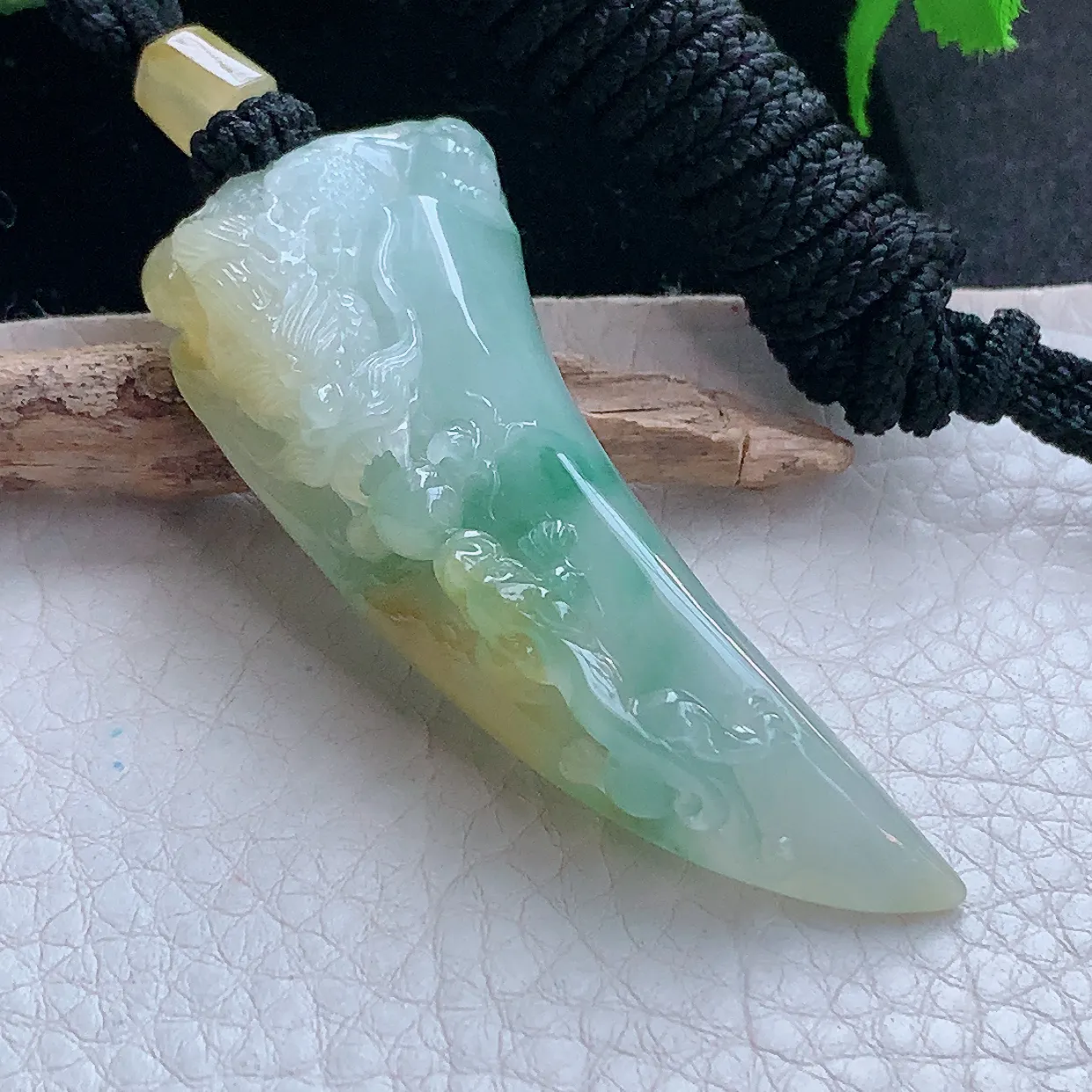 yl实拍58.8*23.5*12.5特色三彩缅甸翡翠霸气望子成龙龙东玉吊坠