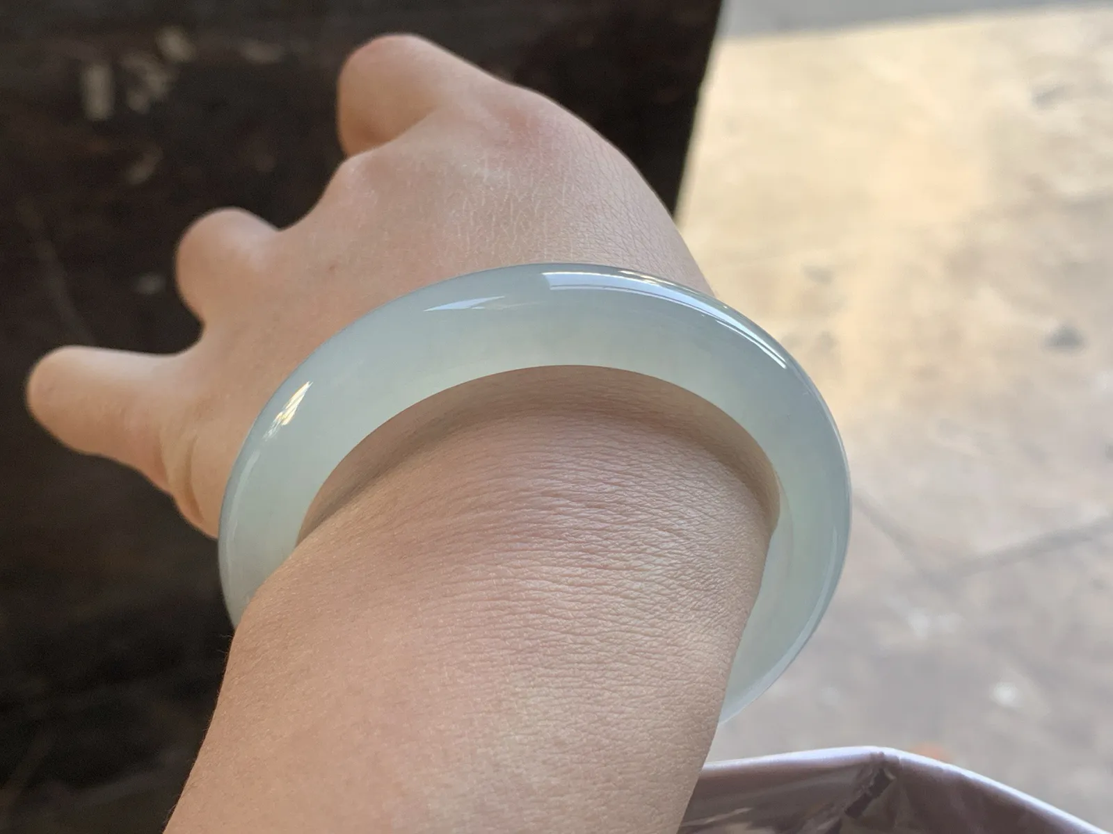 55.5-12.3-8.2

冰种手镯^_^水润 清新