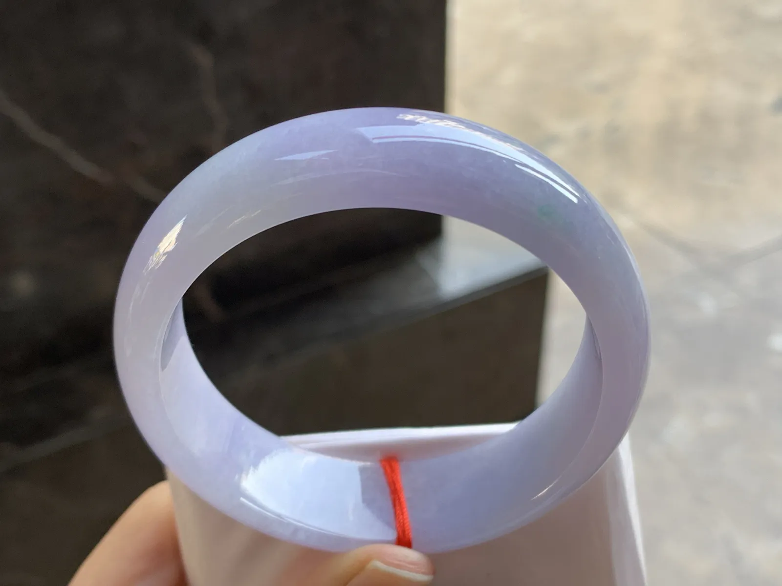 59-17.6-8

紫罗兰宽版手镯^_^玉质温润