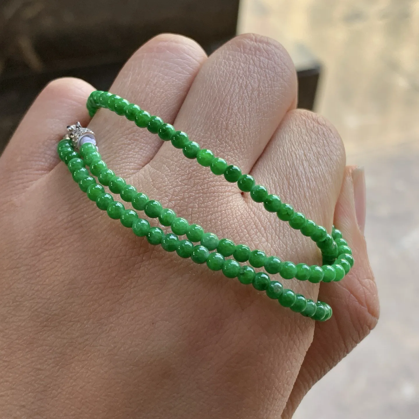 辣绿色珠链 色辣大气