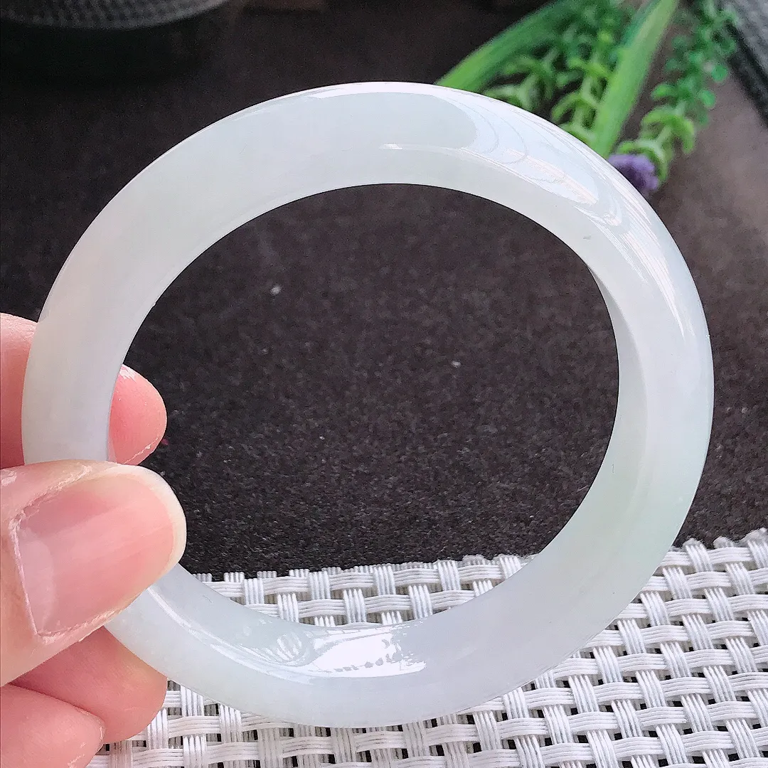 实拍翡翠A货55.5/12.3/8.8老坑冰纯果冻月光白手镯翡翠玉镯女款百搭