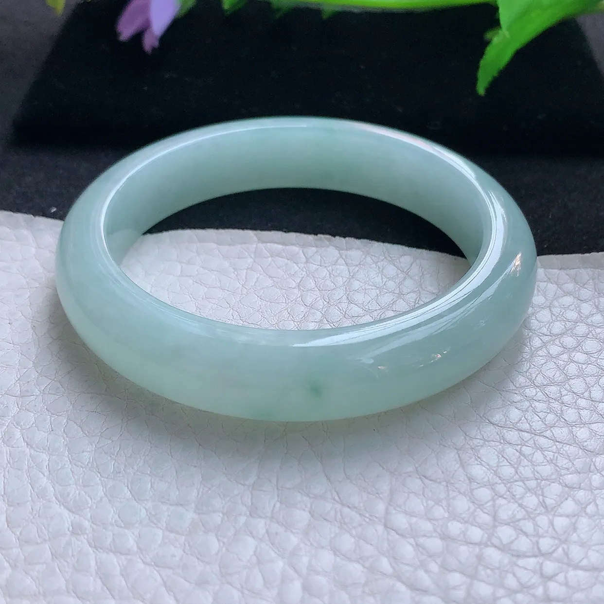 xc实拍55.5*12.2*8.5来安镯 天然缅甸翡翠玉手镯浅绿水润宽边玉手环