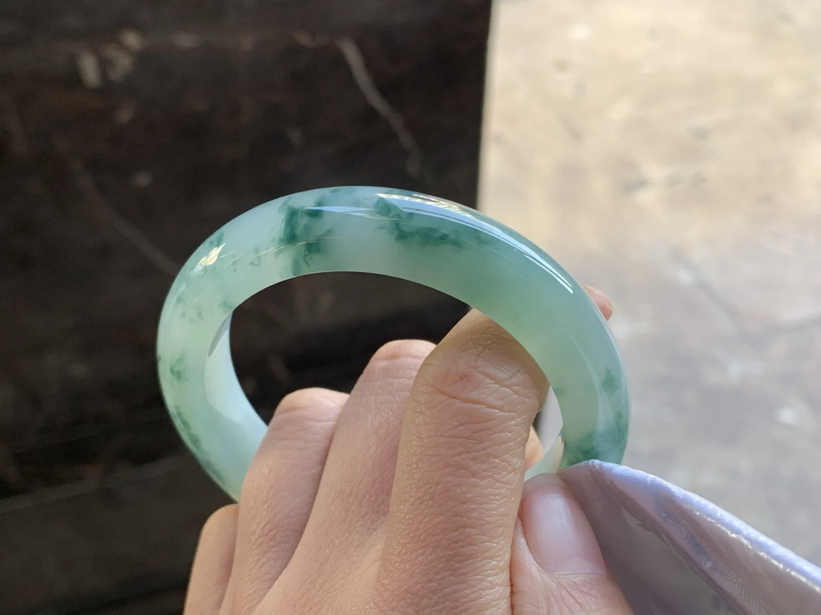 54.5-12.3-9.2

蓝花手镯^_^飘花灵韵