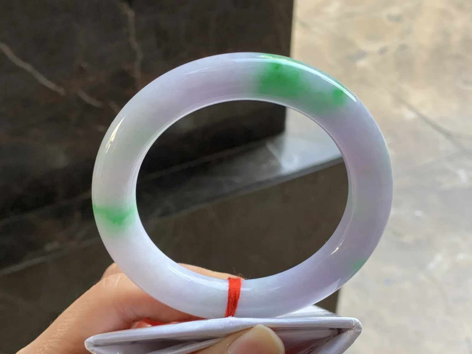 58-11.8

春带彩圆条手镯^_^鲜艳