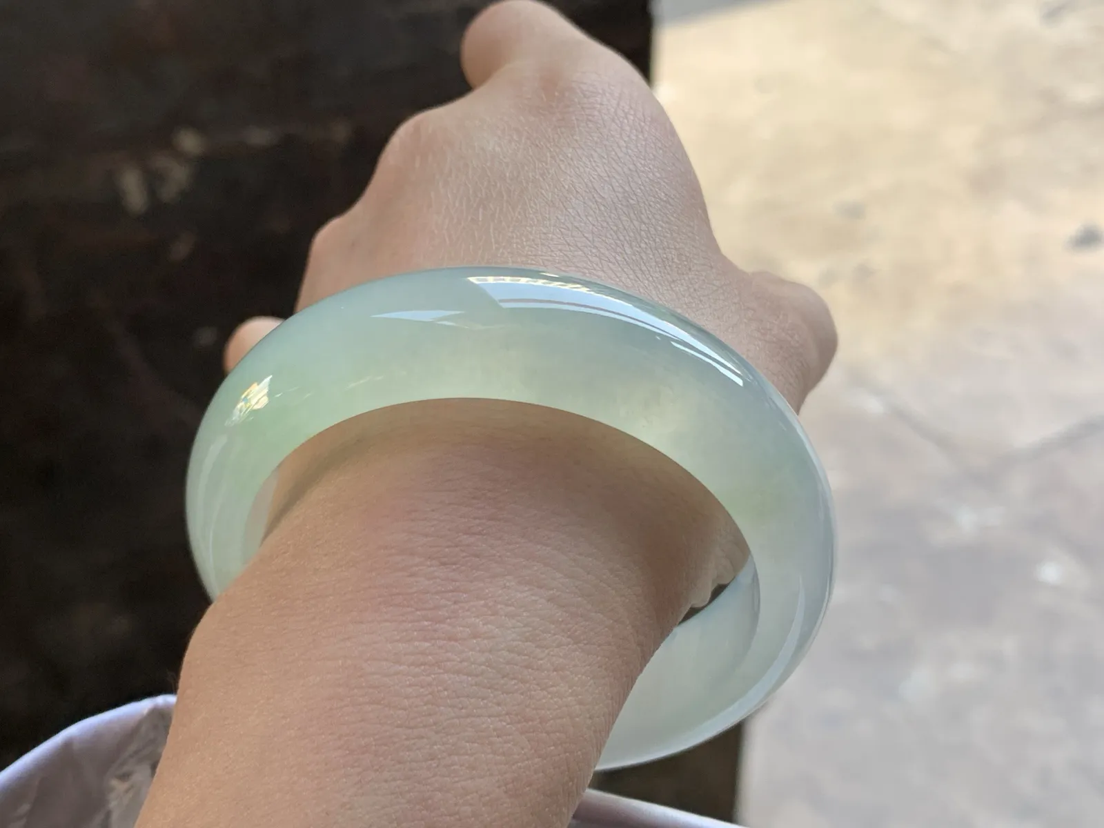 58-17.4-9

冰种宽版手镯^_^荧光十足