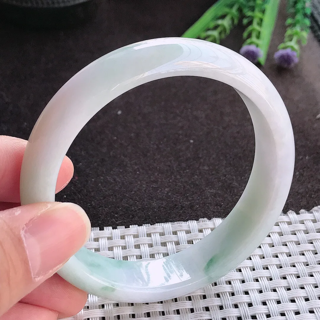 实拍翡翠A货59/15/7.6老坑秀气温润飘花手镯翡翠玉镯女款百搭