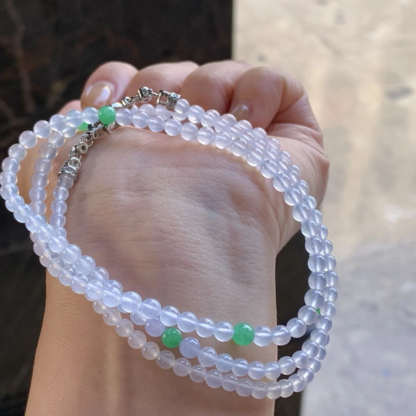 冰种珠链
冰味十足