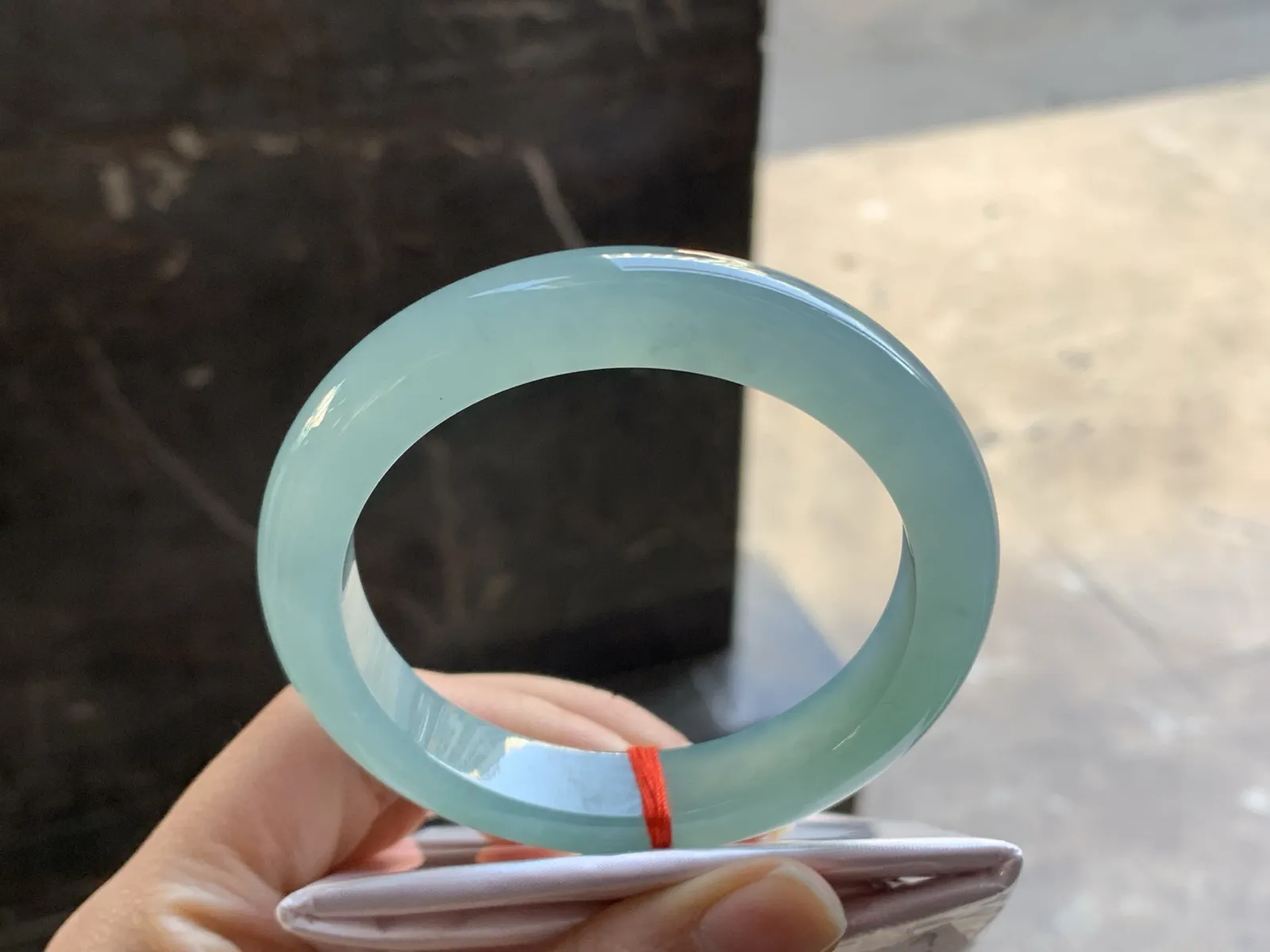 58.5-11.8-9

蓝水手镯^_^鲜艳 起光