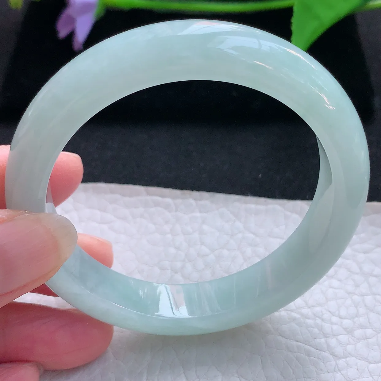 xc实拍55.5*12.2*8.5来安镯 天然缅甸翡翠玉手镯浅绿水润宽边玉手环