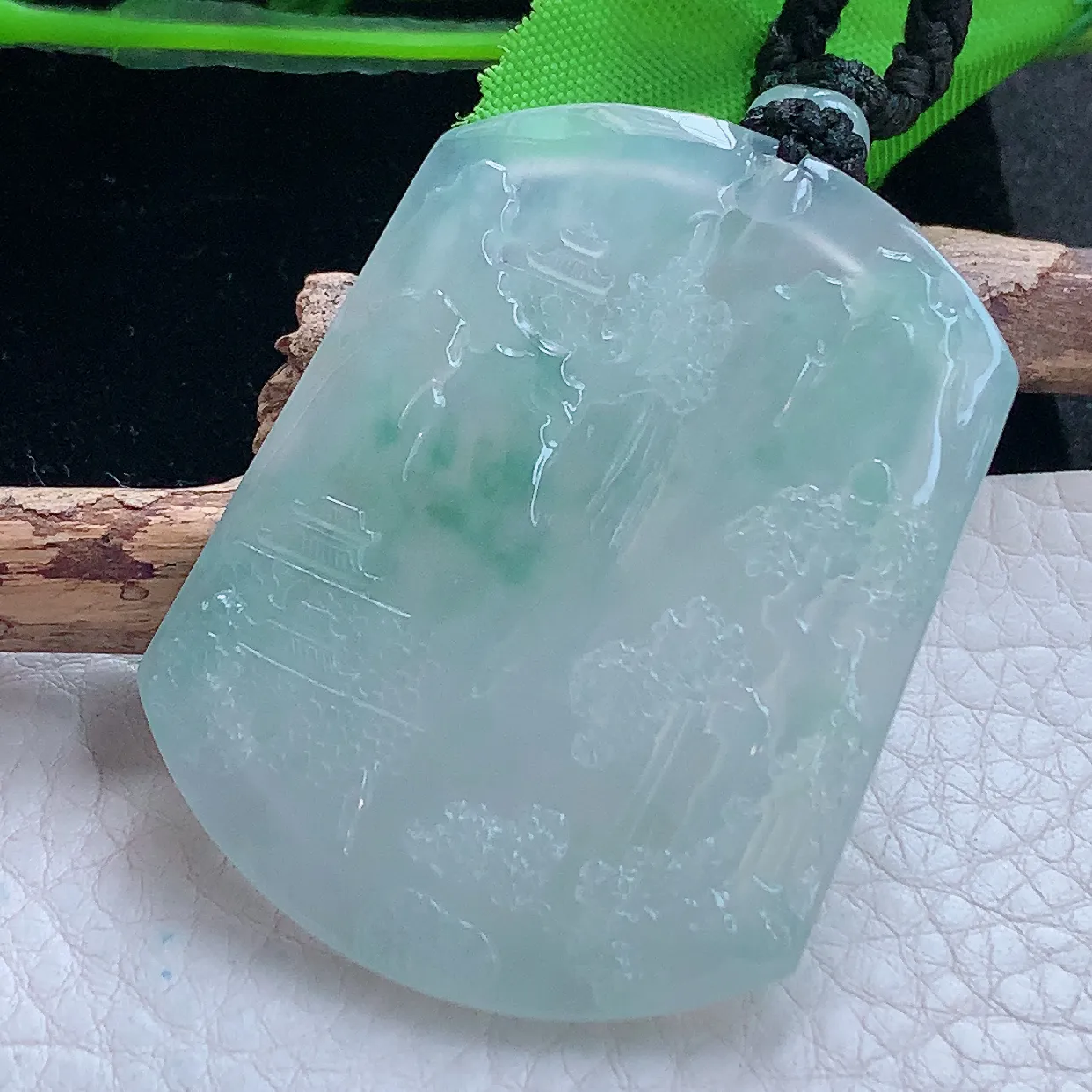 yl实拍52.640*4.5缅甸翡翠冰飘花山水 大好河山玉吊坠 玉挂件