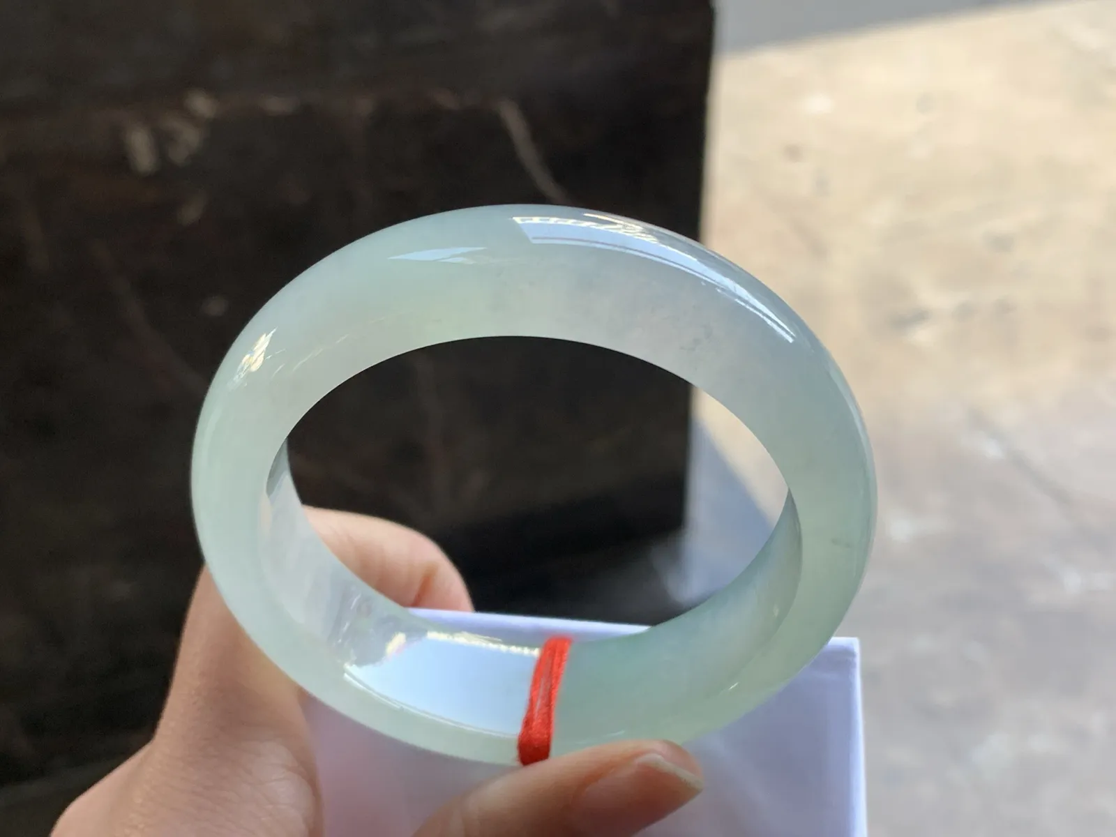 58-17.4-9

冰种宽版手镯^_^荧光十足