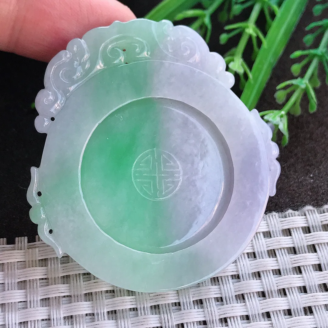 实拍A货翡翠53/50/4.3老坑精美温润飘绿时来运转仿古牌吊坠翡翠挂件