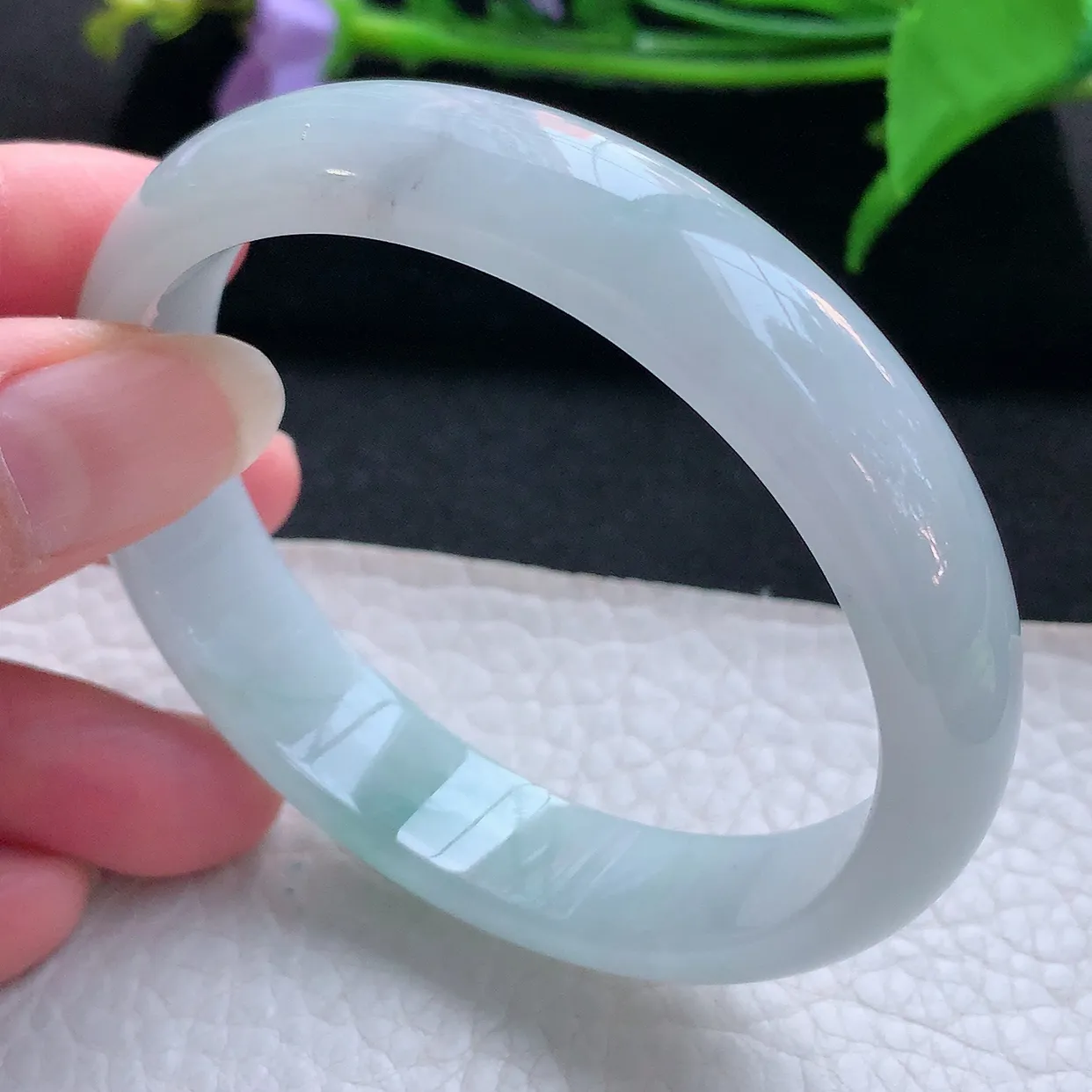 js实拍59.5*53.5*13.5*7贵妃镯 天然缅甸翡翠玉手镯冰飘花蛋形宽边玉手环