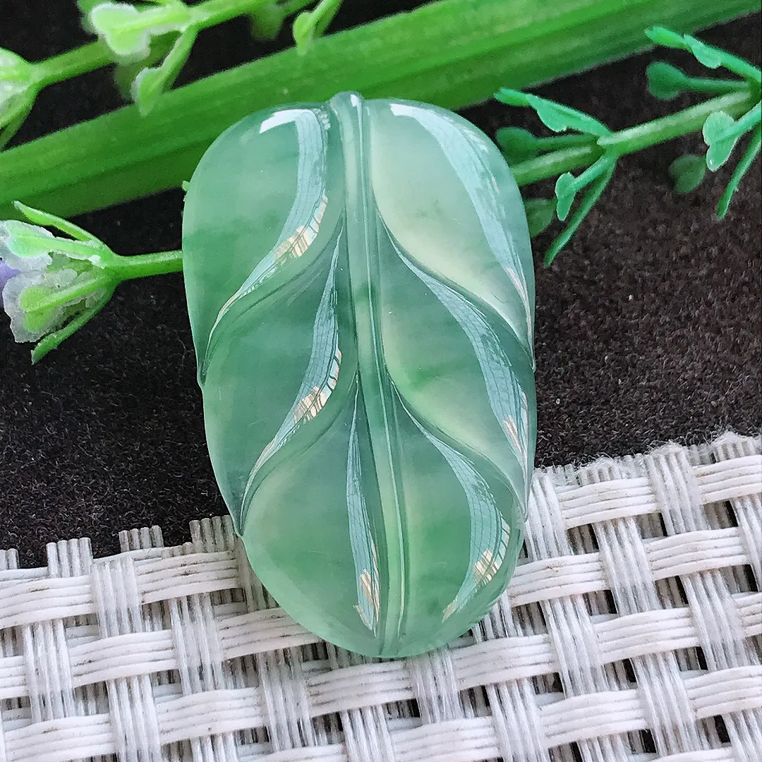 实拍A货翡翠33.5/20.7/4老坑冰种果冻冰阳绿叶子镶嵌件吊坠翡翠挂件