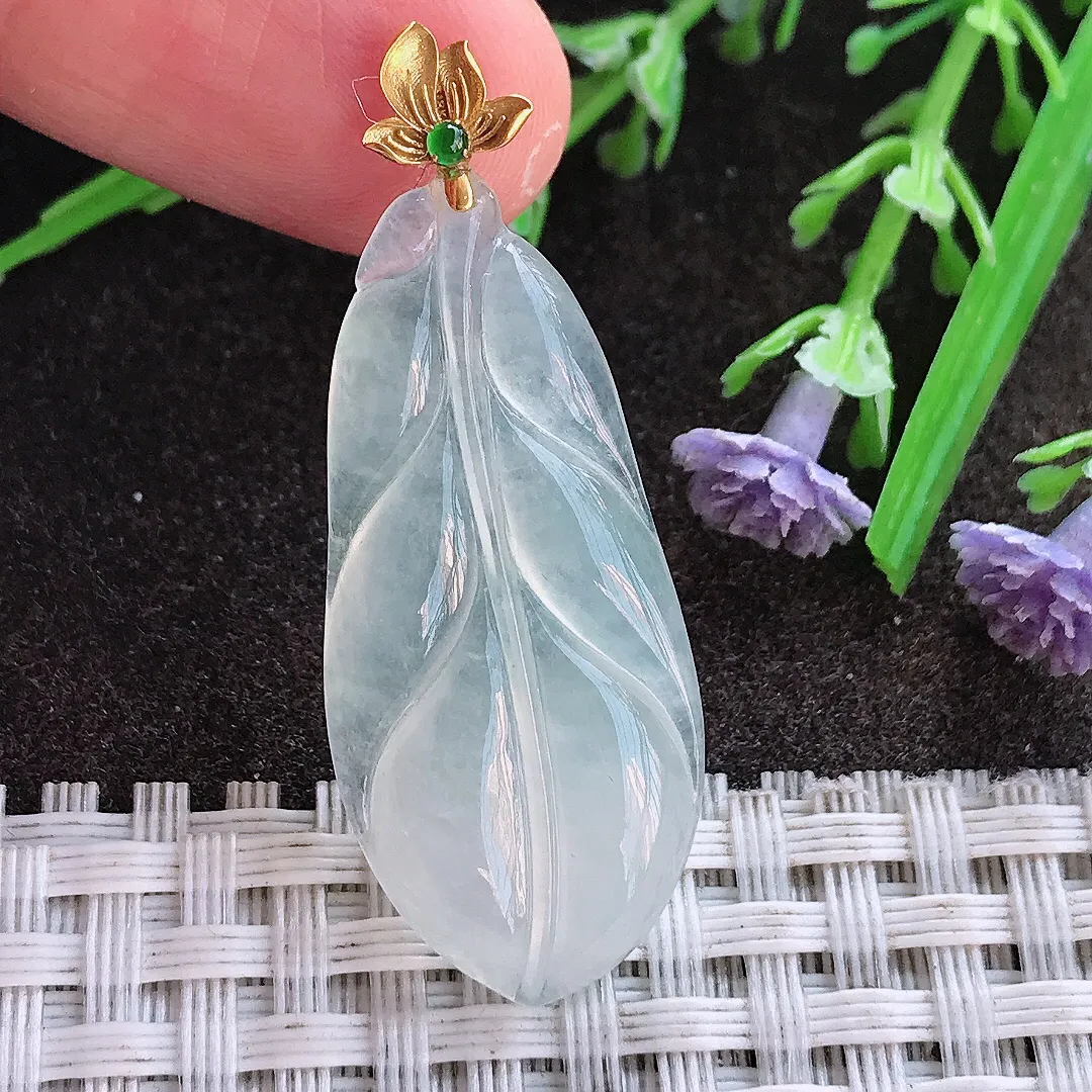 实拍A货翡翠36.8/16.2/4老坑18k金镶嵌冰种叶子吊坠白冰翡翠挂件