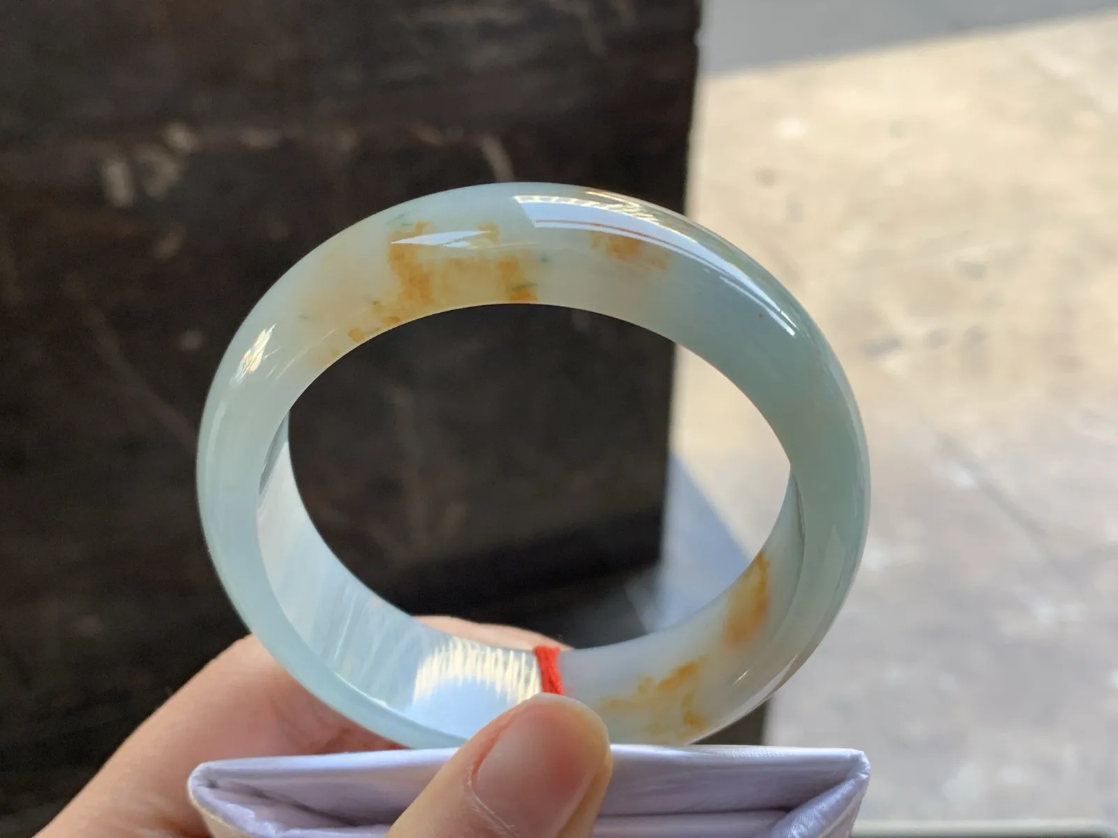 57.5-18-8

黄翡宽版手镯^_^飘花灵韵