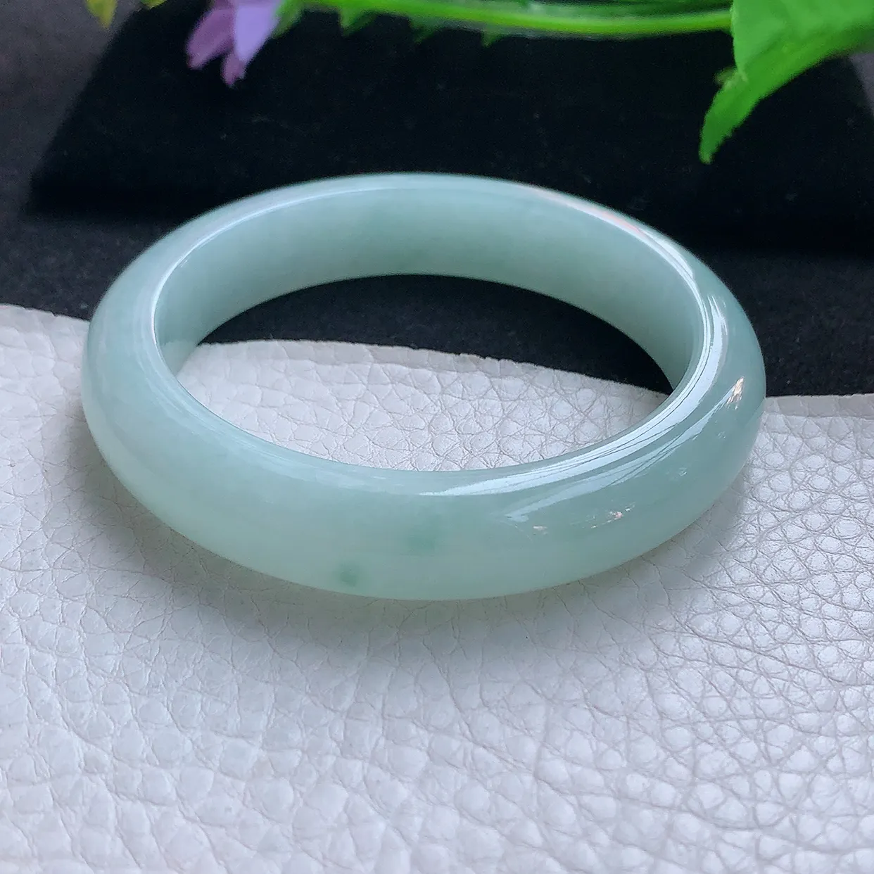 xc实拍55.5*12.2*8.5来安镯 天然缅甸翡翠玉手镯浅绿水润宽边玉手环