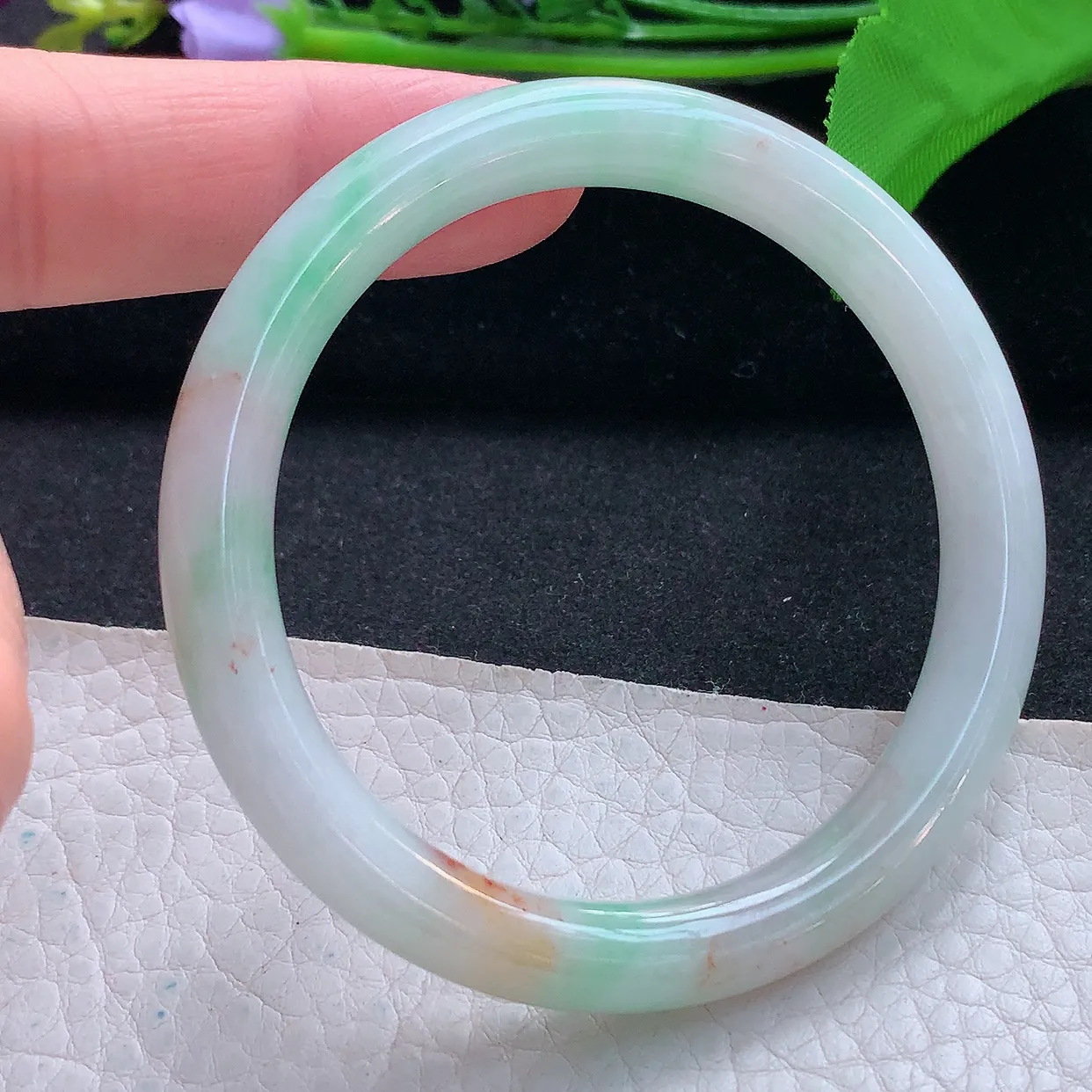 n实拍53*8美人镯 天然缅甸翡翠玉手镯三彩水润圆条玉手环 叮当镯