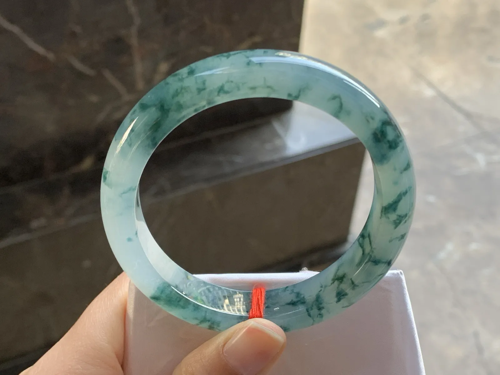 57.5-13.2-8.8

蓝花手镯^_^飘花浓郁