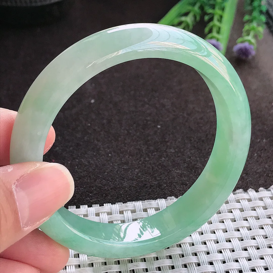 实拍翡翠A货57/12.9/8.2老坑冰胶果冻冰晴满绿手镯翡翠玉镯女款百搭