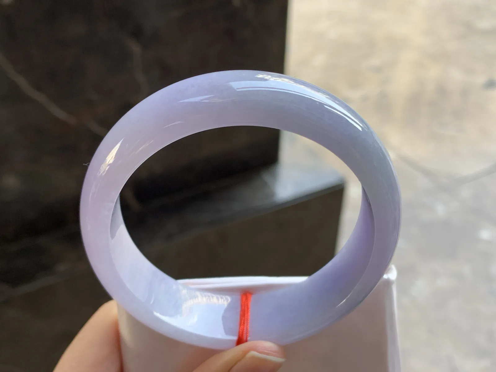 59-17.6-8

紫罗兰宽版手镯^_^玉质温润