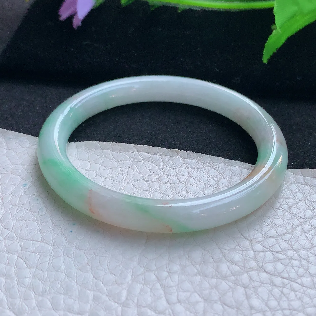 n实拍53*8美人镯 天然缅甸翡翠玉手镯三彩水润圆条玉手环 叮当镯