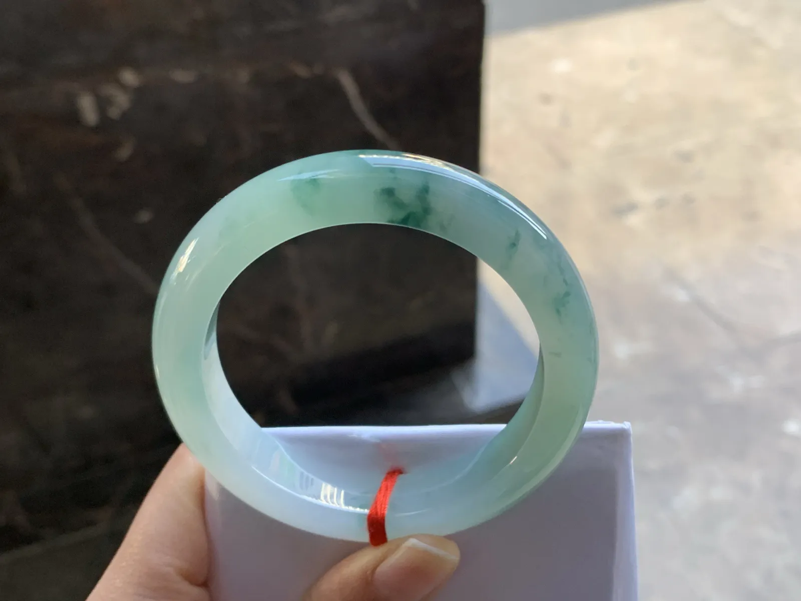 54.5-12.3-9.2

蓝花手镯^_^飘花灵韵