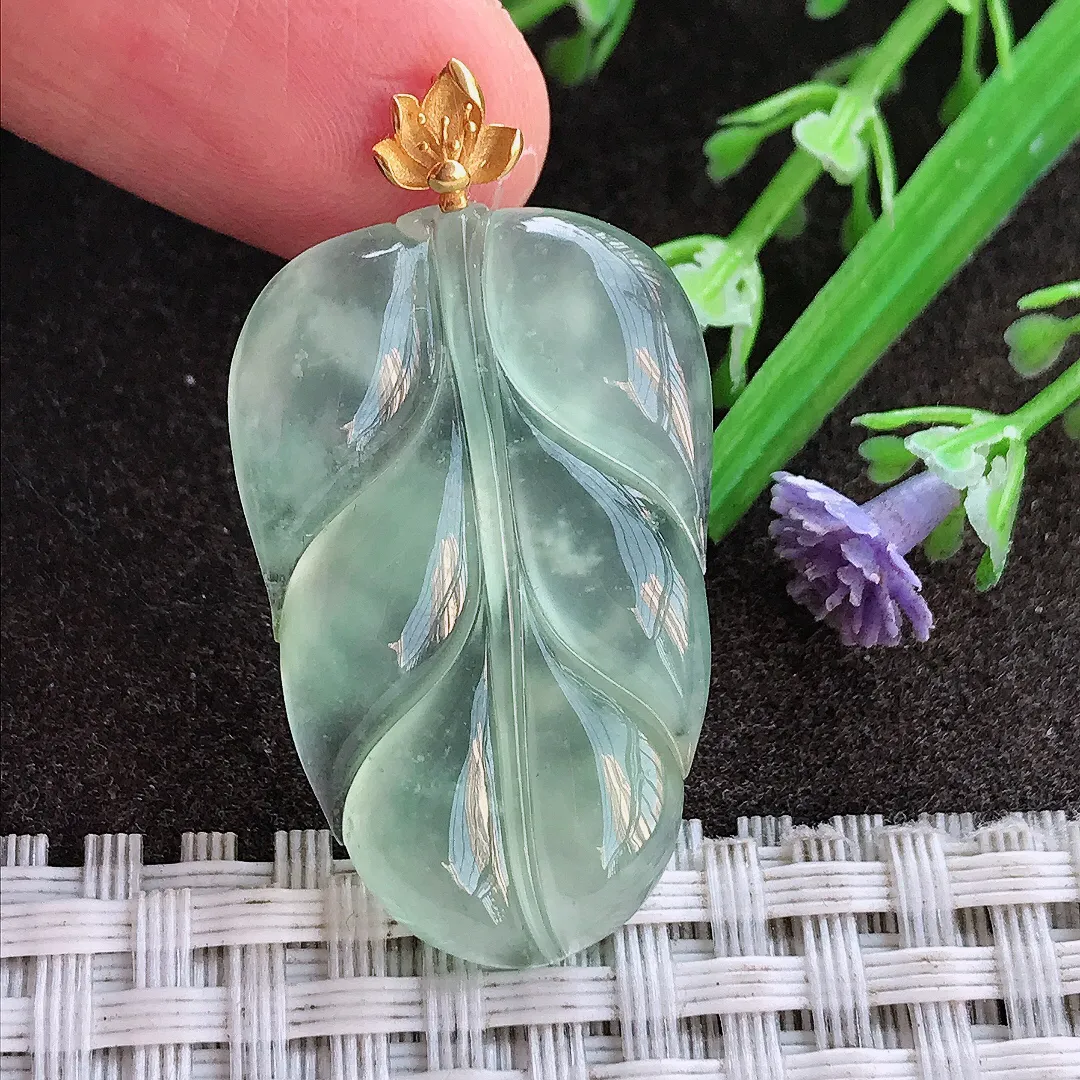 实拍A货翡翠32/20.5/4老坑18k金镶嵌冰种冰晴甜绿叶子吊坠翡翠挂件