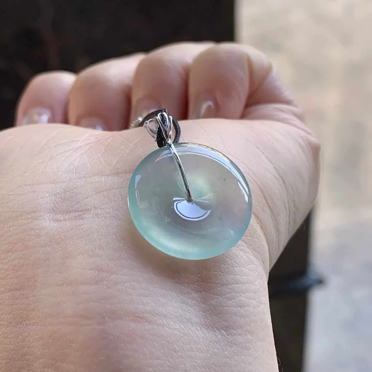 冰晴平安扣
平安顺遂～