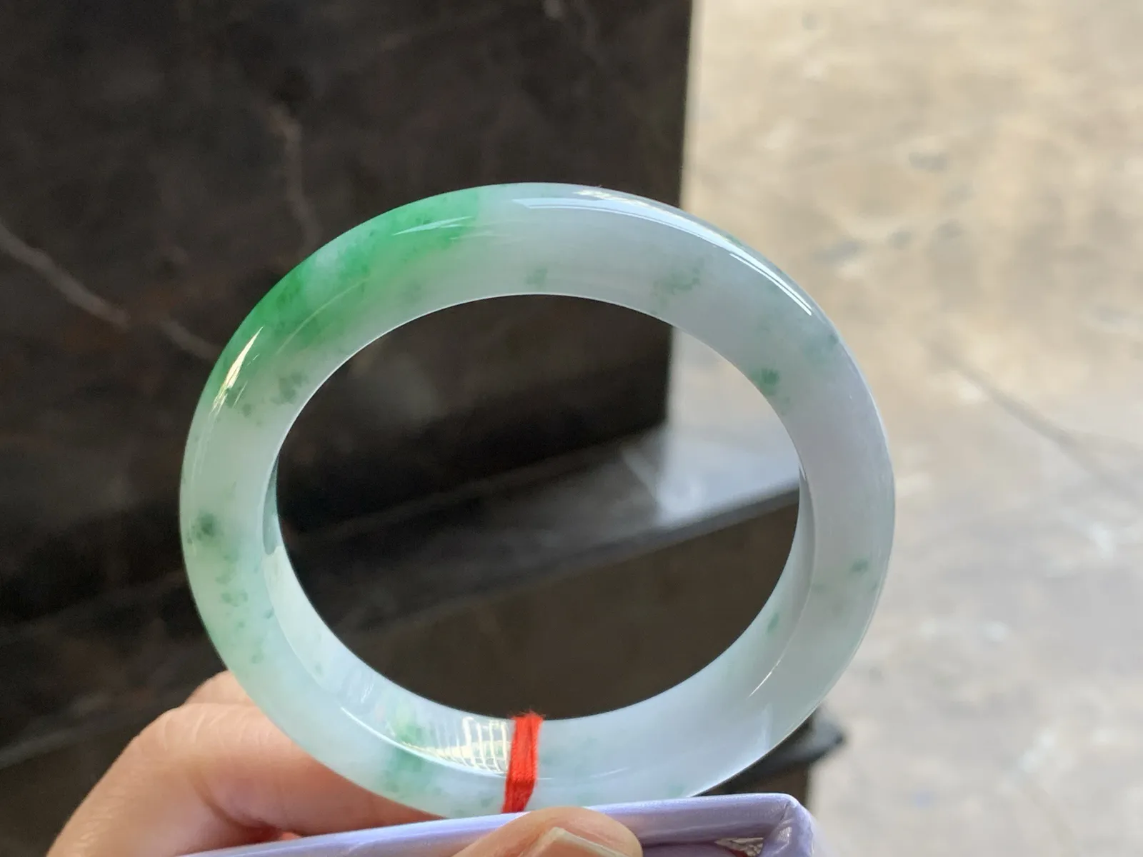 56-12.6-9.2

带色手镯^_^色阳