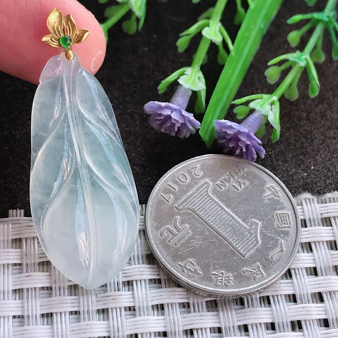 实拍A货翡翠36.8/16.2/4老坑18k金镶嵌冰种叶子吊坠白冰翡翠挂件