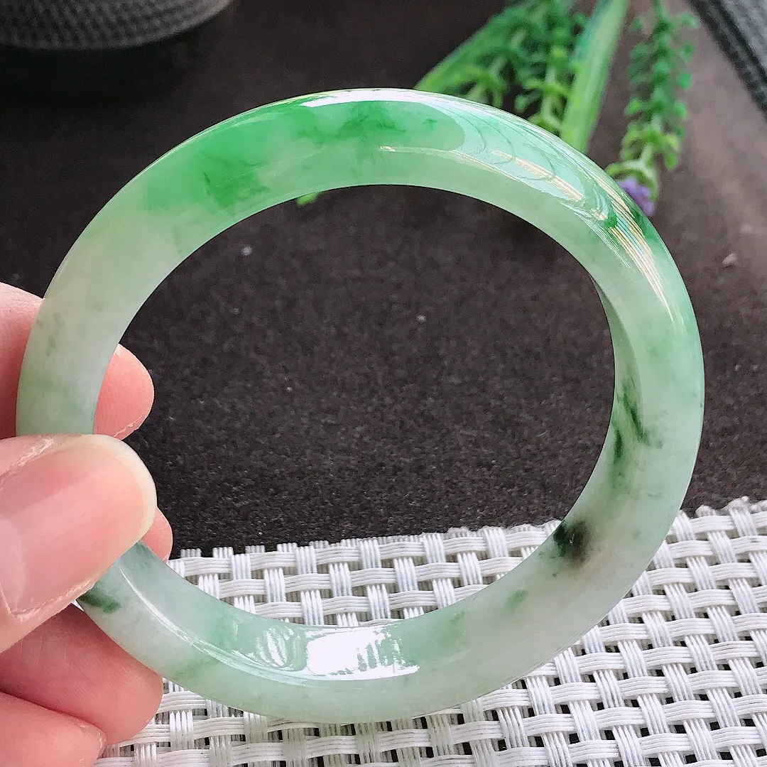 实拍翡翠A货56/12.2/8老坑冰润起胶飘阳绿手镯飘花翡翠玉镯女款百搭