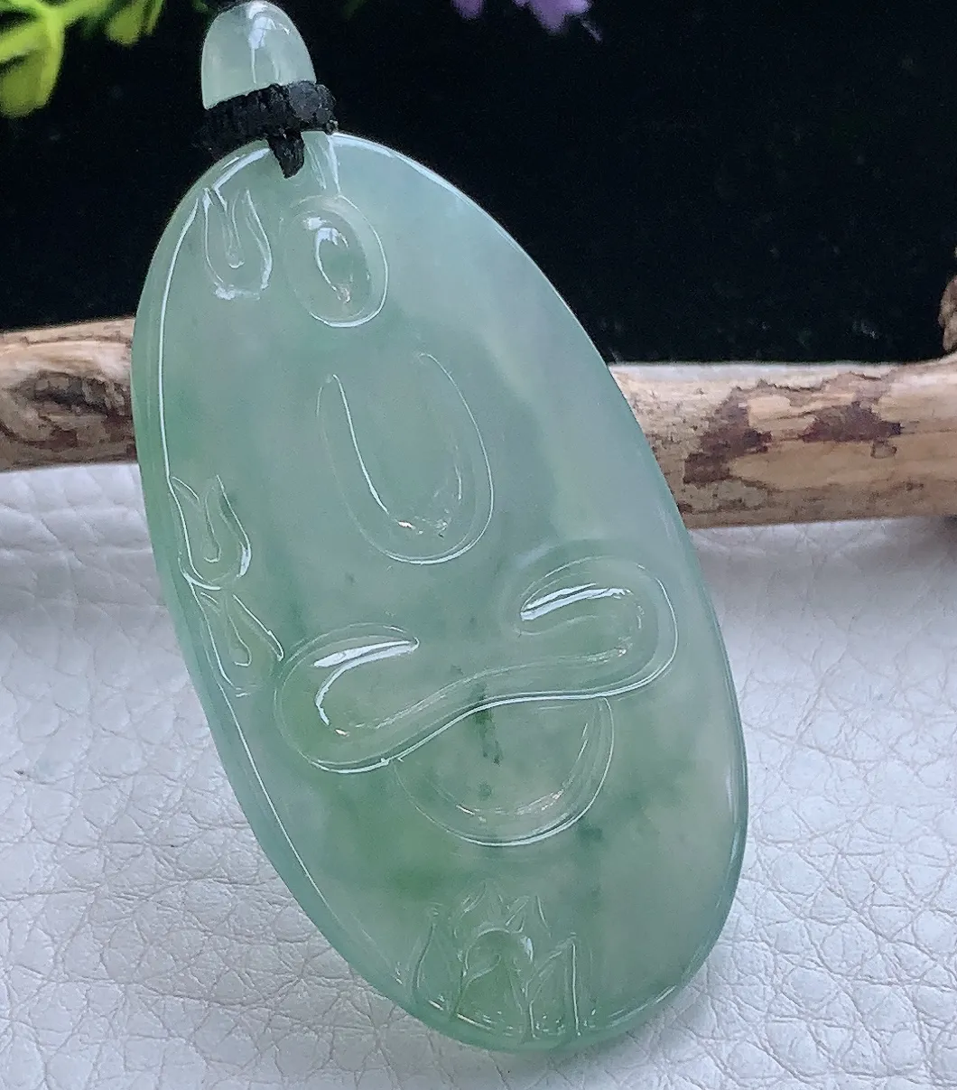 yl实拍55*31.5*5.6缅甸翡翠冰晴大日如来玉吊坠 吉祥项坠