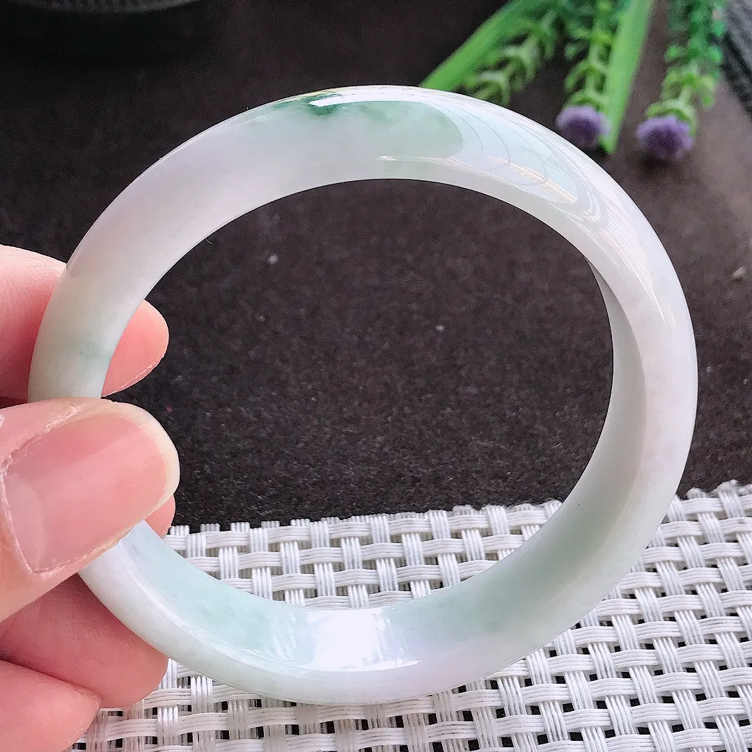 实拍翡翠A货59/15/7.6老坑秀气温润飘花手镯翡翠玉镯女款百搭