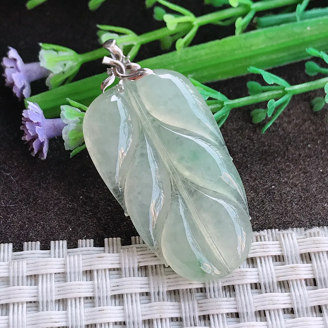 实拍A货翡翠34.8/20/4.8老坑18k金镶嵌冰晴叶子吊坠翡翠挂件