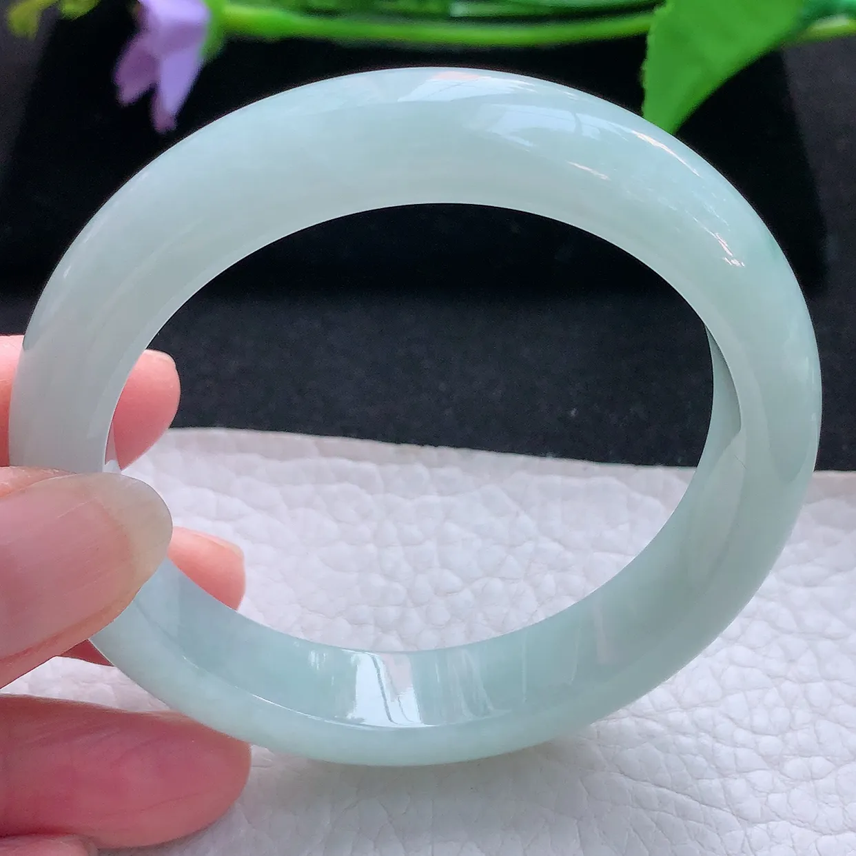 xc实拍55.5*12.2*8.5来安镯 天然缅甸翡翠玉手镯浅绿水润宽边玉手环