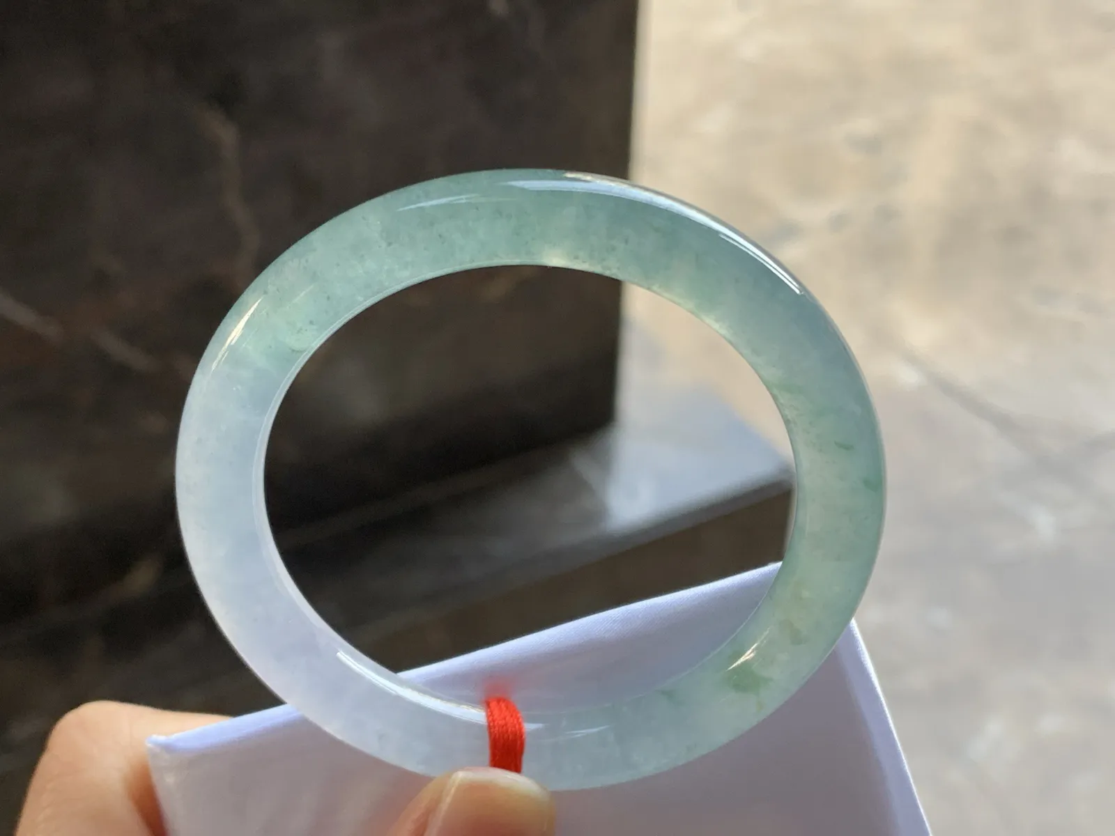 50-8.3

冰蓝圆条手镯^_^冰透 清新