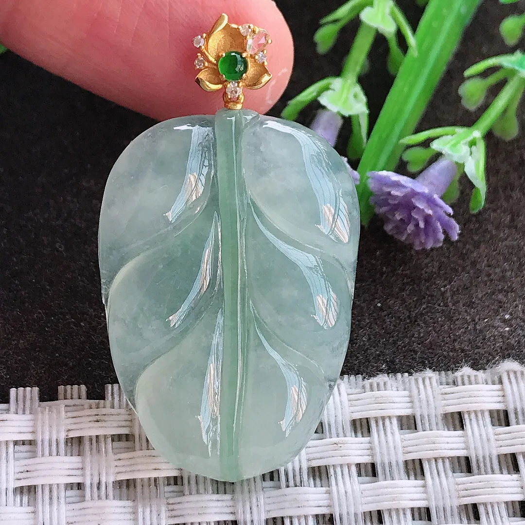 实拍A货翡翠31.2/22.2/5.5老坑18k金镶嵌冰胶冰晴叶子吊坠翡翠挂件