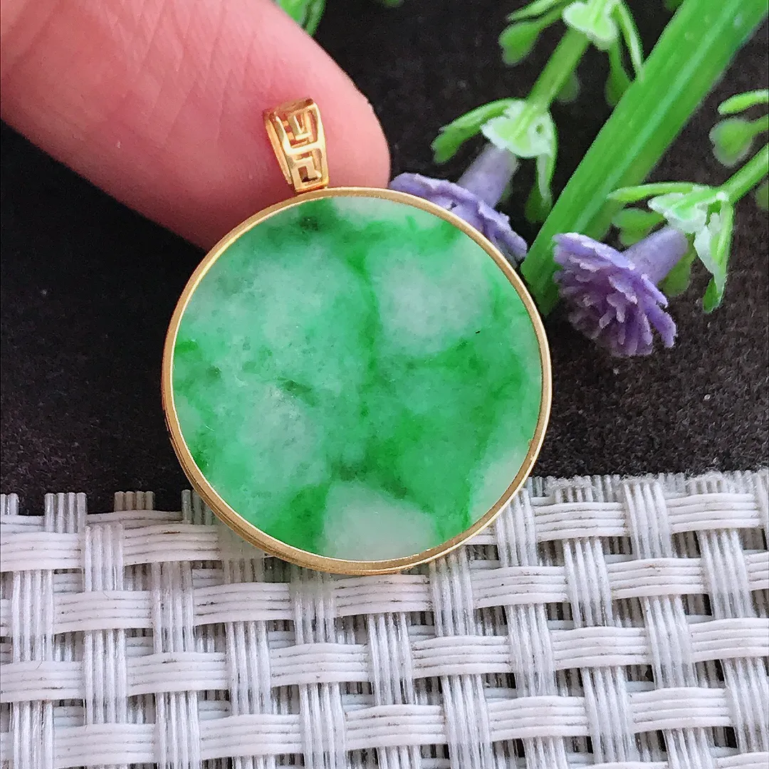 实拍A货翡翠22.8/1.8老坑18k金镶嵌飘阳绿圆牌无事牌吊坠翡翠挂件